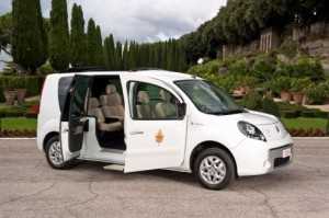 Il Papa viaggia con l'Elettrico di Renault - Idee Green